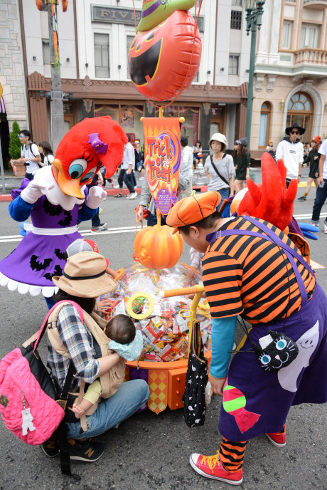 ユニバーサル・スタジオ・ジャパンの熱狂・絶叫ハロウィーンをレポート